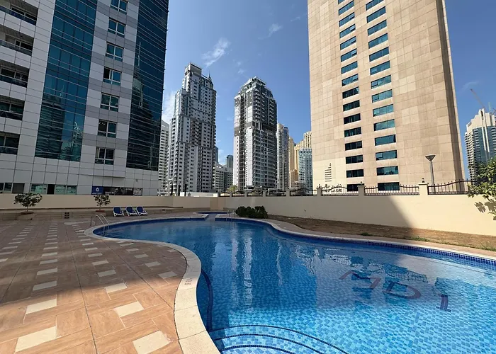 Marina Grand Metro Holiday Home