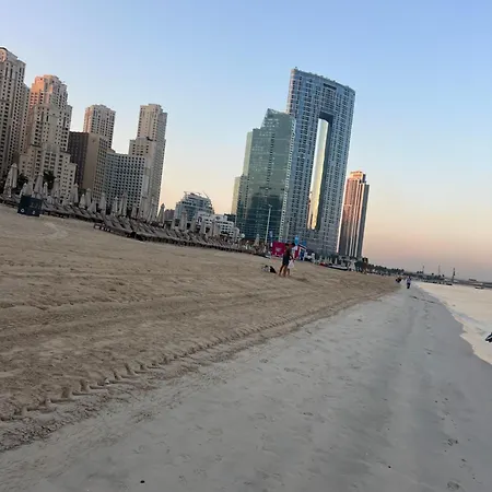 Marina Grand Metro Holiday Home Dubai Exterior photo